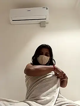 Tamil Shalini Lustyy online show from 23, 2, 2025