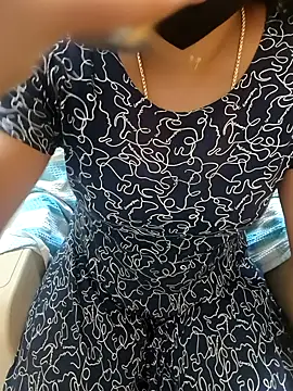 Tamil Shalini Lustyy online show from 11, 1, 2026