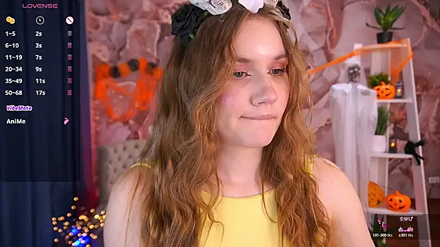 Snapshot of FoxyyKate chatting on 31, 10, 2025 FoxyyKate online show from 31, 10, 2025