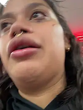 Snapshot of shyfr34k chatting on 10, 1, 2025 shyfr34k online show from 10, 1, 2025