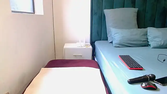 LolaTwerksXX online show from 16, 4, 2026