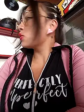 LIZ-06  online show from 12, 9, 2025