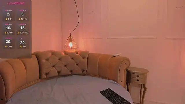 briannaduque online show from 5, 3, 2025