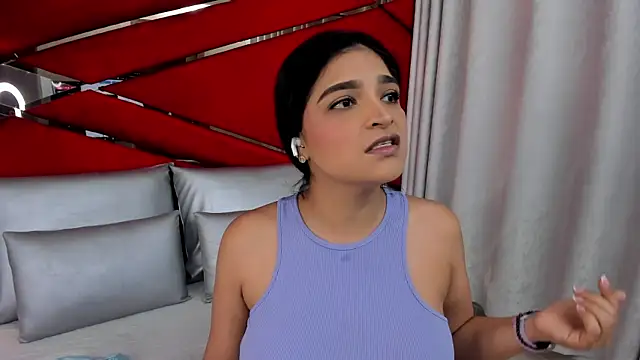 Snapshot of AdeleGray chatting on 13, 2, 2025 AdeleGray online show from 13, 2, 2025