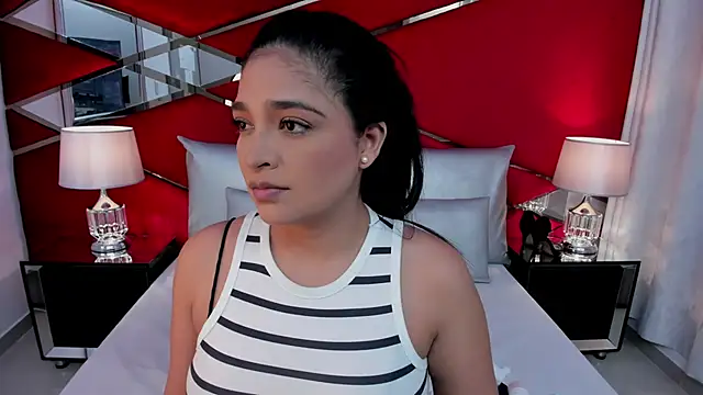 Snapshot of AdeleGray chatting on 13, 9, 2025 AdeleGray online show from 13, 9, 2025