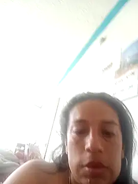 Snapshot of yaz_guzman chatting on 8, 2, 2026 yaz guzman online show from 8, 2, 2026