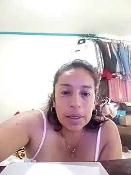 Snapshot of yaz_guzman chatting on 12, 3, 2026 yaz guzman online show from 12, 3, 2026