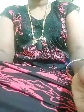 Snapshot of Cute-chinny chatting on 28, 1, 2025 Cute-chinny online show from 28, 1, 2025