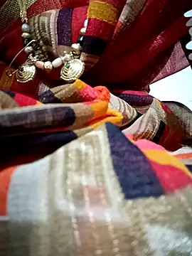 Snapshot of Cute-chinny chatting on 5, 2, 2025 Cute-chinny online show from 5, 2, 2025