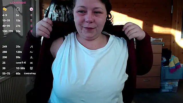 Snapshot of KasiaPrivat chatting on 3, 3, 2025 KasiaPrivat online show from 3, 3, 2025