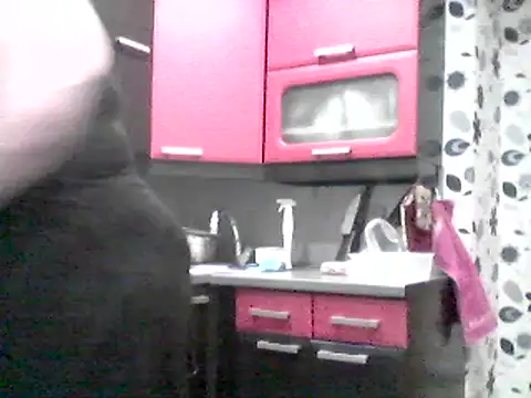 Snapshot of Lisa_Suzie chatting on 14, 2, 2025 Lisa Suzie online show from 14, 2, 2025