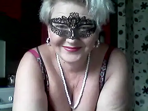 Snapshot of Lisa_Suzie chatting on 27, 9, 2025 Lisa Suzie online show from 27, 9, 2025