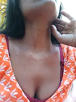 Snapshot of Kajal__Mehra chatting on 8, 3, 2025 Kajal Mehra online show from 8, 3, 2025