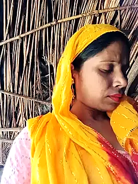 Snapshot of Kajal__Mehra chatting on 21, 3, 2025 Kajal Mehra online show from 21, 3, 2025