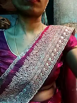 Snapshot of Kajal__Mehra chatting on 18, 9, 2025 Kajal Mehra online show from 18, 9, 2025