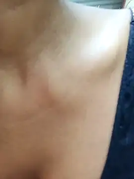 Snapshot of Kajal__Mehra chatting on 2, 10, 2025 Kajal Mehra online show from 2, 10, 2025