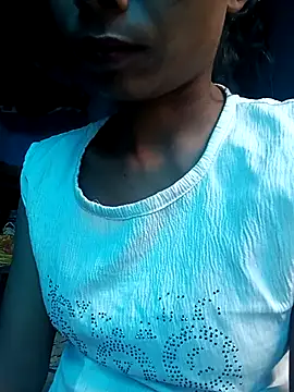 Snapshot of Kajal__Mehra chatting on 18, 10, 2025 Kajal Mehra online show from 18, 10, 2025