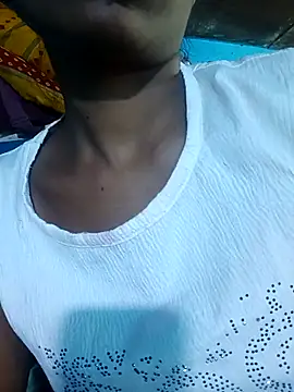 Snapshot of Kajal__Mehra chatting on 5, 11, 2025 Kajal Mehra online show from 5, 11, 2025