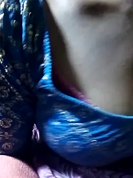 Snapshot of Kajal__Mehra chatting on 17, 11, 2025 Kajal Mehra online show from 17, 11, 2025