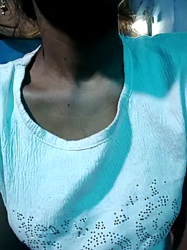 Snapshot of Kajal__Mehra chatting on 25, 11, 2025 Kajal Mehra online show from 25, 11, 2025