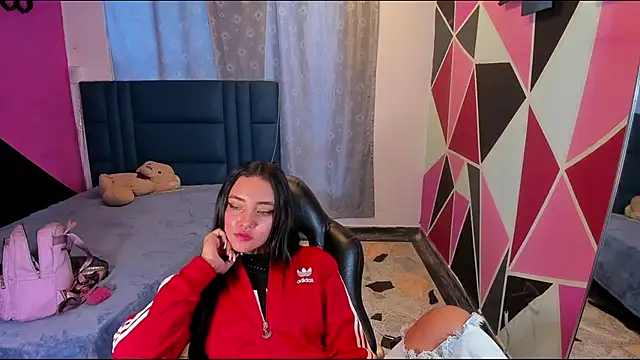 dakota-bright01 online show from 10, 12, 2024