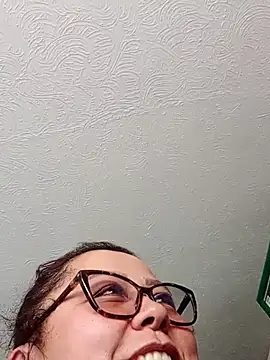 Darly Gomez online show from 5, 3, 2025