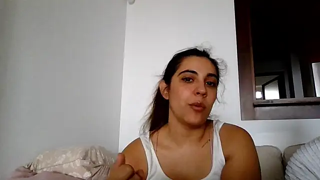 Ursumi1 online show from 15, 10, 2025