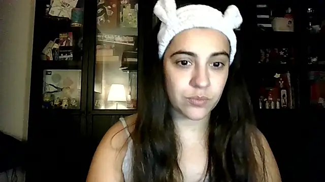 Ursumi1 online show from 8, 11, 2025