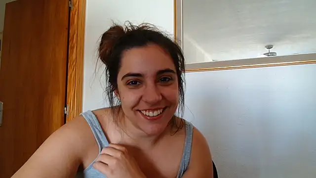 Snapshot of Ursumi1 chatting on 10, 7, 2026 Ursumi1 online show from 10, 7, 2026
