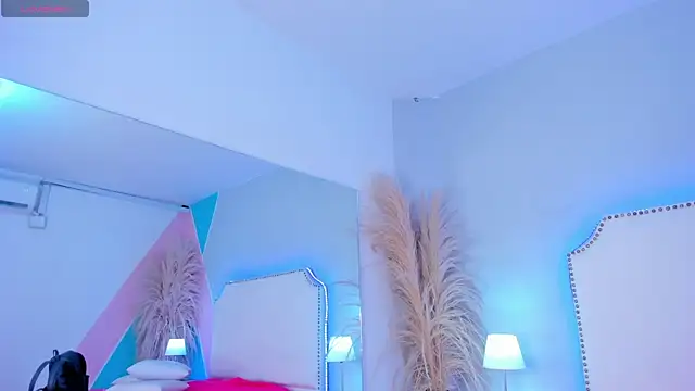 aggy castel online show from 25, 3, 2026