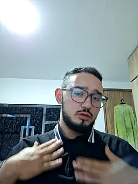 Nene1325 online show from 9, 3, 2025