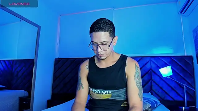 JoshMillerr  online show from 25, 2, 2025