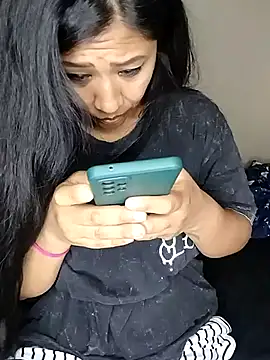 ineliveca online show from 28, 1, 2025