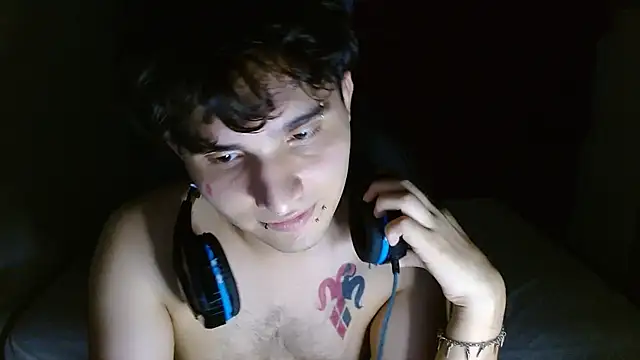 Snapshot of Charley_quin chatting on 14, 7, 2026 Charley quin online show from 14, 7, 2026