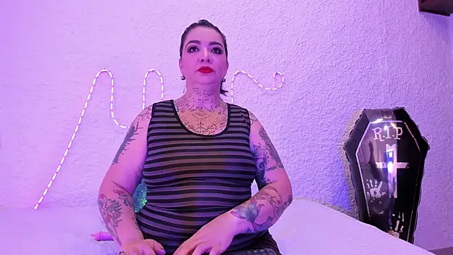 Snapshot of poisson_ivy chatting on 1, 10, 2025 poisson ivy online show from 1, 10, 2025