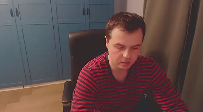 Snapshot of CuteMan33 chatting on 8, 12, 2024 CuteMan33 online show from 8, 12, 2024