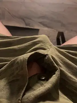 Snapshot of EhemannTotti chatting on 15, 9, 2025 EhemannTotti online show from 15, 9, 2025