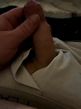 Snapshot of EhemannTotti chatting on 2, 12, 2025 EhemannTotti online show from 2, 12, 2025