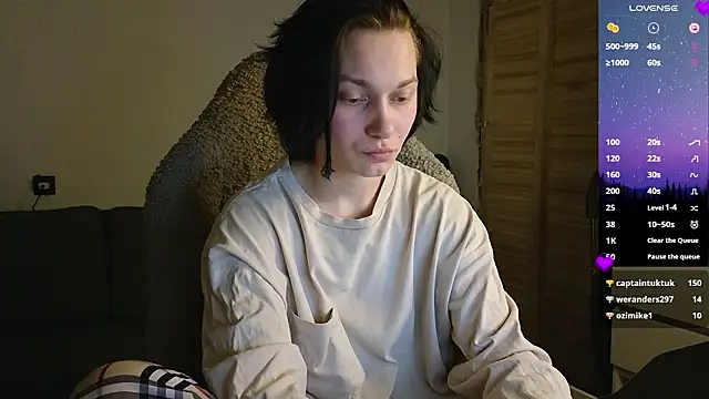 esajukyy online show from 2, 3, 2026