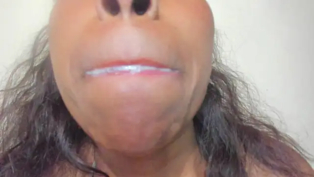 Snapshot of KamariaFyre chatting on 7, 3, 2025 KamariaFyre online show from 7, 3, 2025