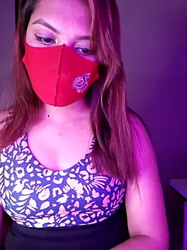 Snapshot of Olivia3 chatting on 8, 2, 2025 Olivia3 online show from 8, 2, 2025