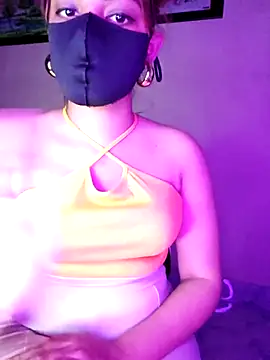 Snapshot of Olivia3 chatting on 17, 2, 2025 Olivia3 online show from 17, 2, 2025