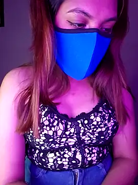 Snapshot of Olivia3 chatting on 7, 3, 2025 Olivia3 online show from 7, 3, 2025