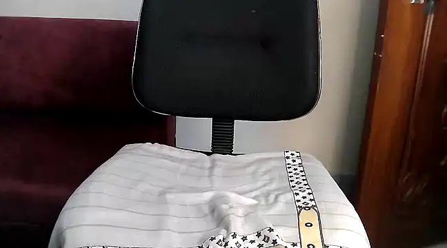 Snapshot of Olivia3 chatting on 16, 3, 2025 Olivia3 online show from 16, 3, 2025