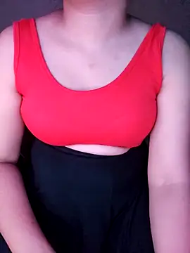 Snapshot of Olivia3 chatting on 11, 9, 2025 Olivia3 online show from 11, 9, 2025