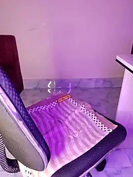 Snapshot of Olivia3 chatting on 20, 9, 2025 Olivia3 online show from 20, 9, 2025