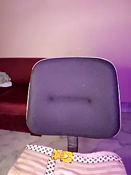 Snapshot of Olivia3 chatting on 24, 9, 2025 Olivia3 online show from 24, 9, 2025