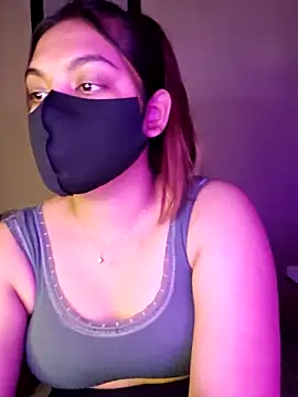 Snapshot of Olivia3 chatting on 25, 9, 2025 Olivia3 online show from 25, 9, 2025