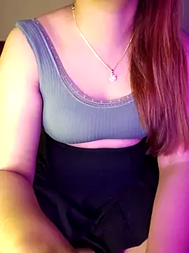 Snapshot of Olivia3 chatting on 15, 10, 2025 Olivia3 online show from 15, 10, 2025