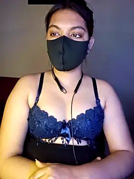 Snapshot of Olivia3 chatting on 29, 10, 2025 Olivia3 online show from 29, 10, 2025